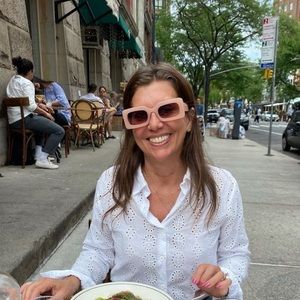 Meet your Posher, Rose